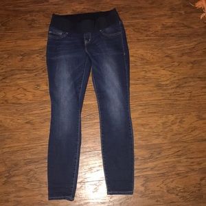 Old navy maternity jeans